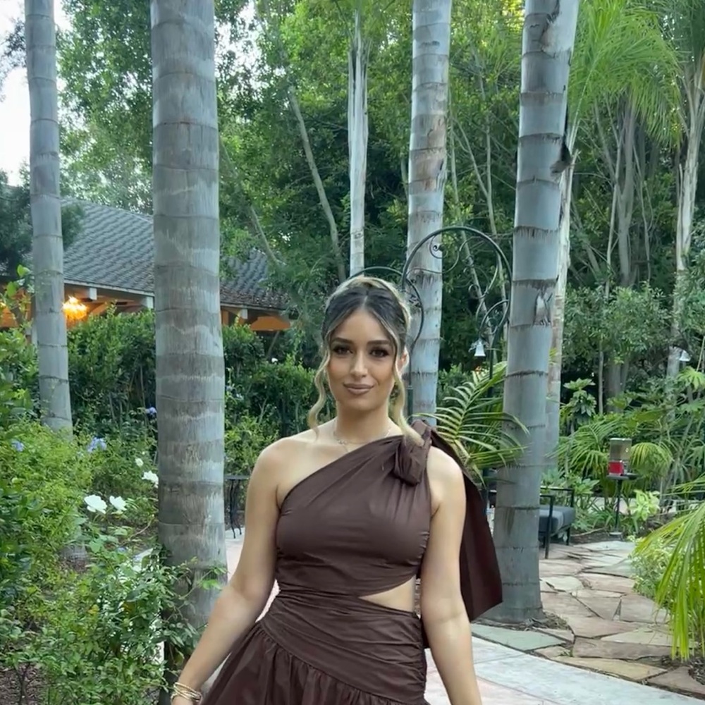 Meet your Posher, Arianna